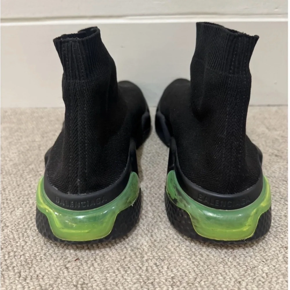 Balenciaga Speed runner stretchy knit fabric trainer sneakers with rubber sole. - Picture 5 of 14